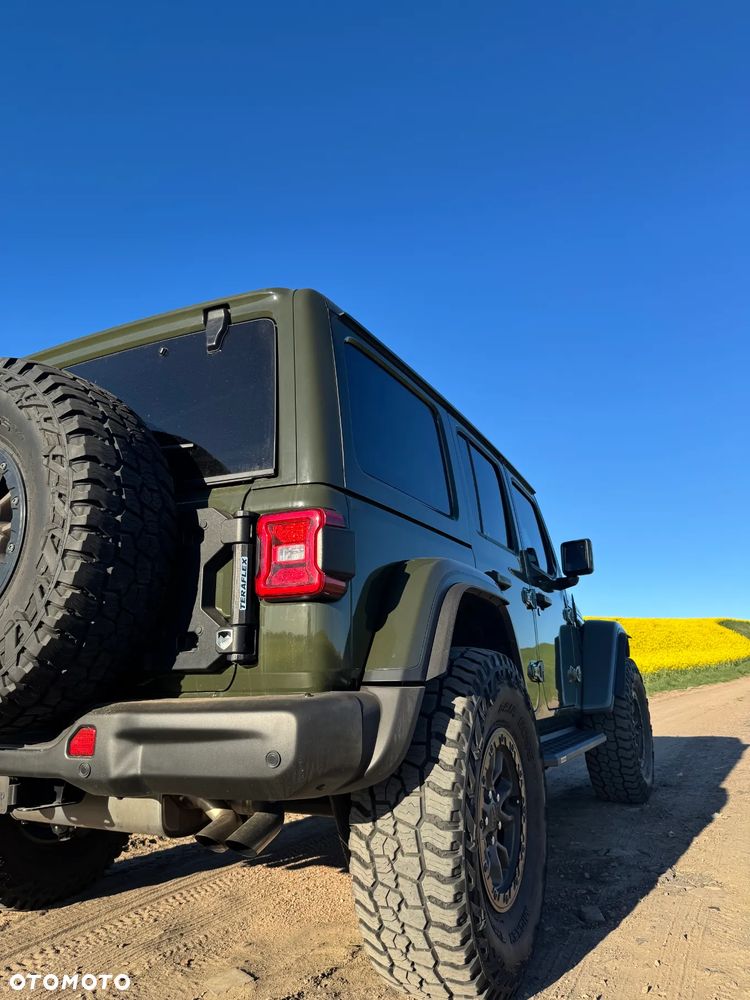 Jeep Wrangler - 4