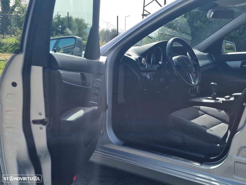 Mercedes-Benz C 220 d Avantgarde - 12