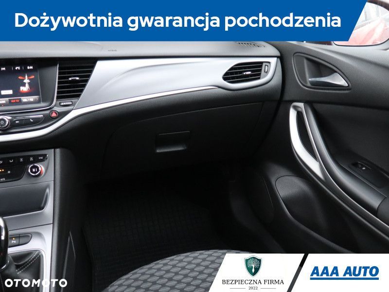 Opel Astra - 10