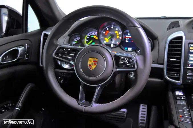 Porsche Cayenne S E-Hybrid - 10