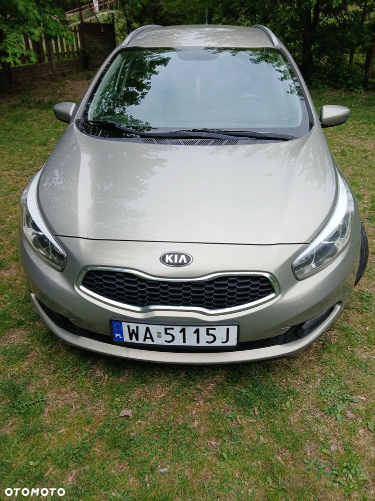 Kia Ceed - 4