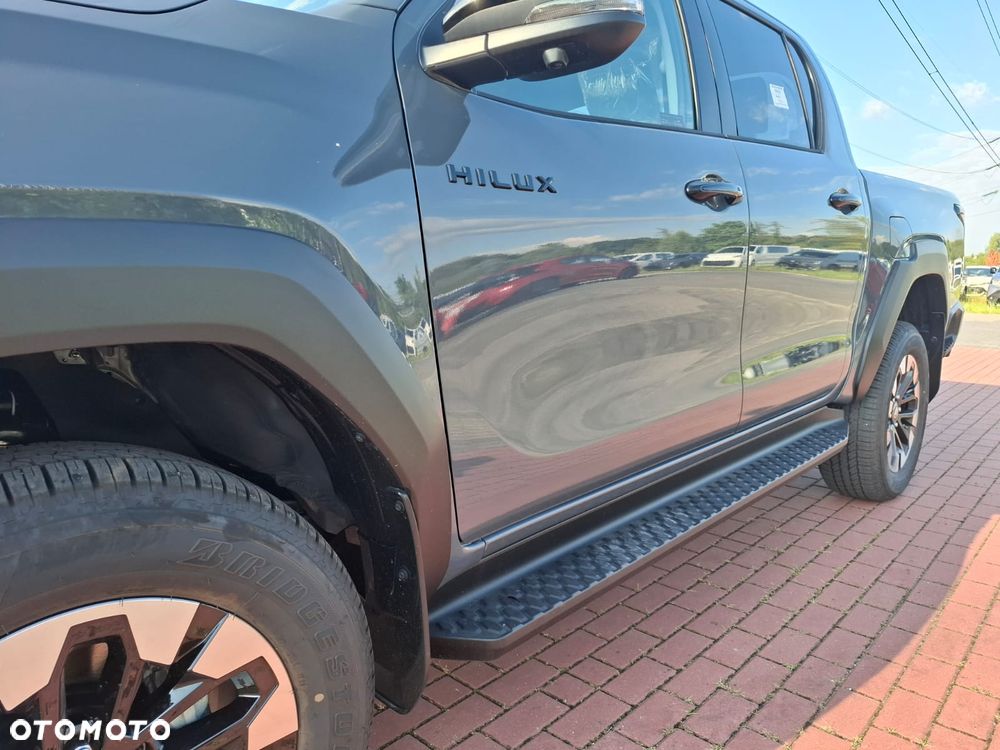 Toyota Hilux 2.8 D-4D mHEV Double Cab Executive 4x4 - 11
