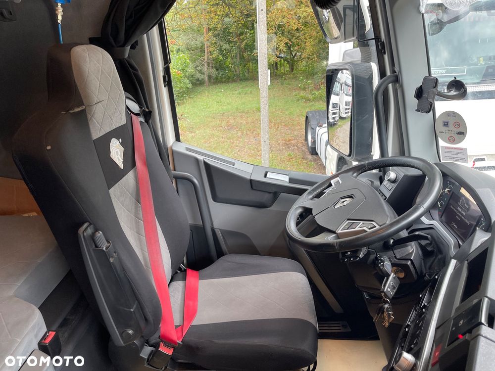 Renault T 520 - 11