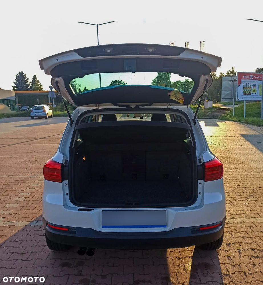 Volkswagen Tiguan - 5