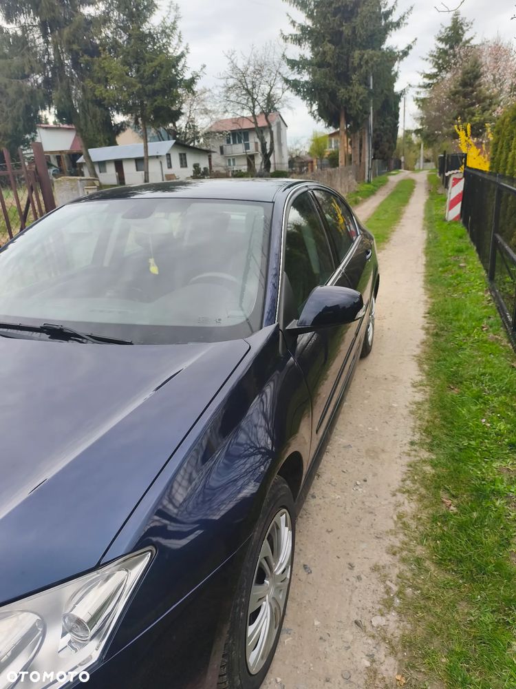 Renault Laguna 2.0 Authentique - 1