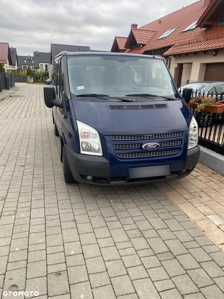 Ford Transit - 1