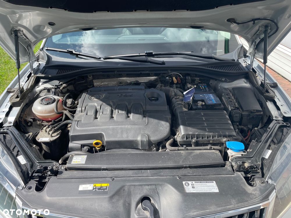 Skoda Superb 2.0 TDI Ambition - 14