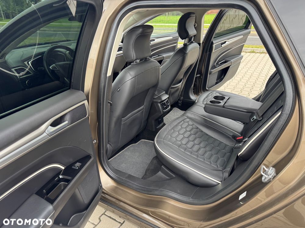 Ford Mondeo 2.0 TDCi Start-Stopp Vignale - 21