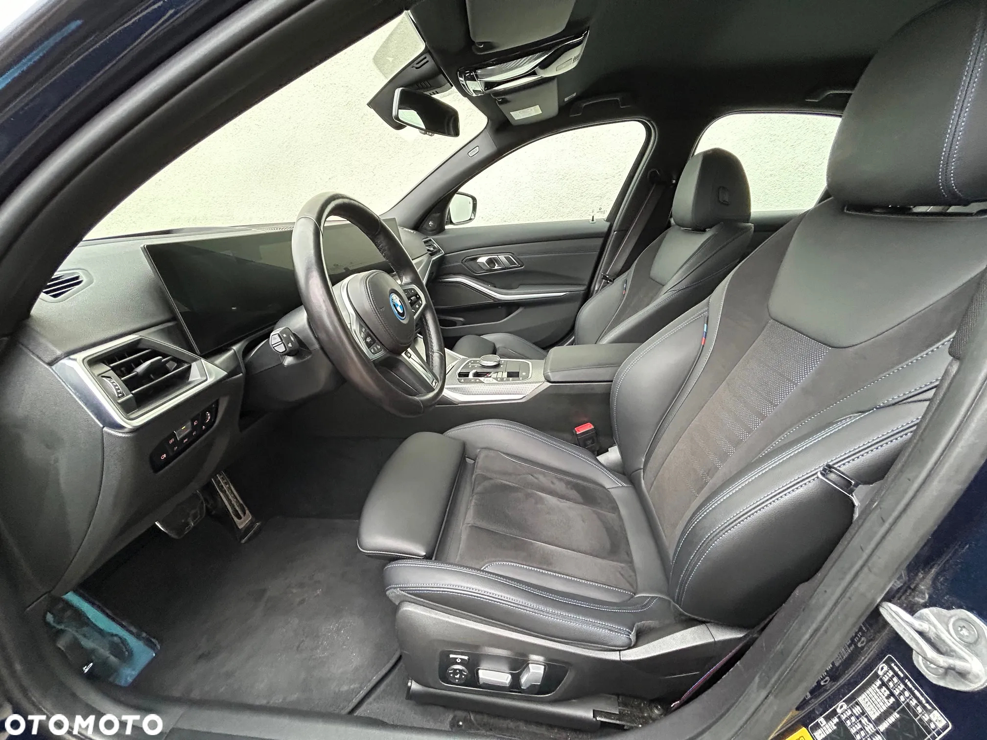 BMW Seria 3 330e - 10