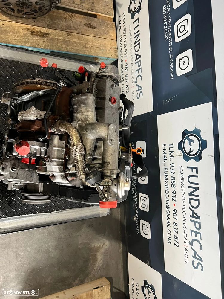 Motor Volkswagen Golf IV 1.9TDi 90Cv Ref: AGR - 4