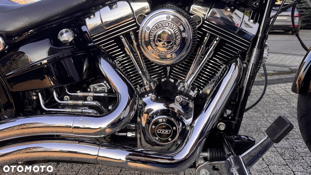 Harley-Davidson FXSB Breakout - 13