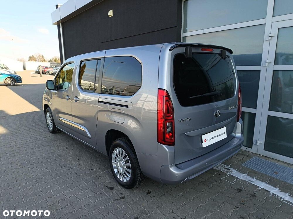 Toyota Proace City Verso - 8