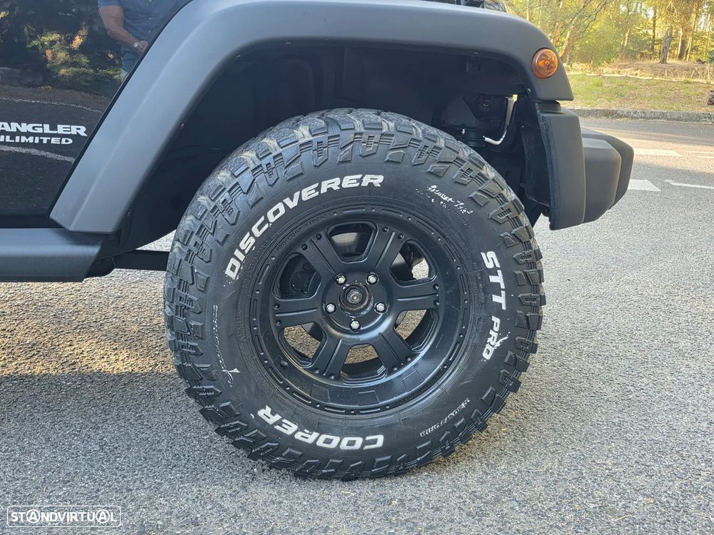 Jeep Wrangler Unlimited 2.8 CRD ATX Sahara - 7