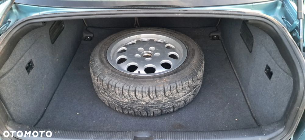 Audi A6 Limousine 2.4 - 30