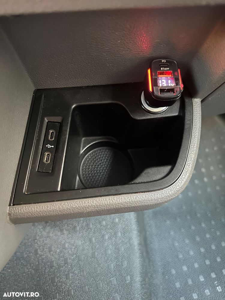 Volkswagen Transporter - 17