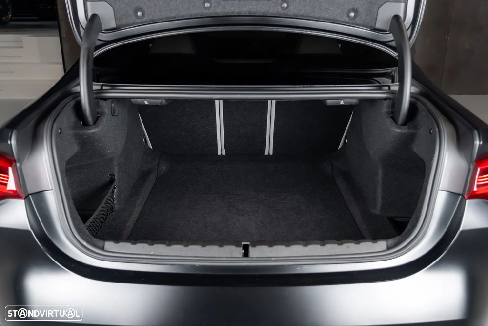 BMW M4 Competition - 8