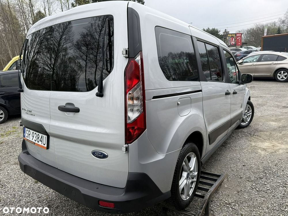 Ford Transit Connect - 8