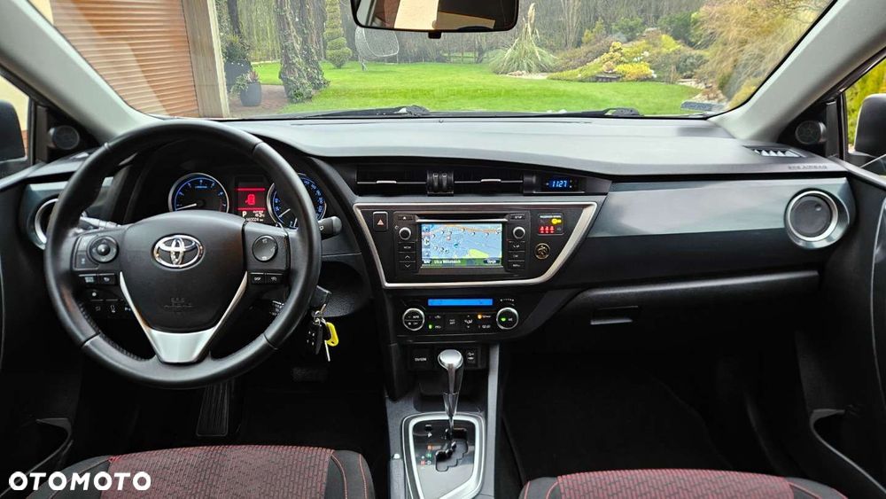 Toyota Auris - 19