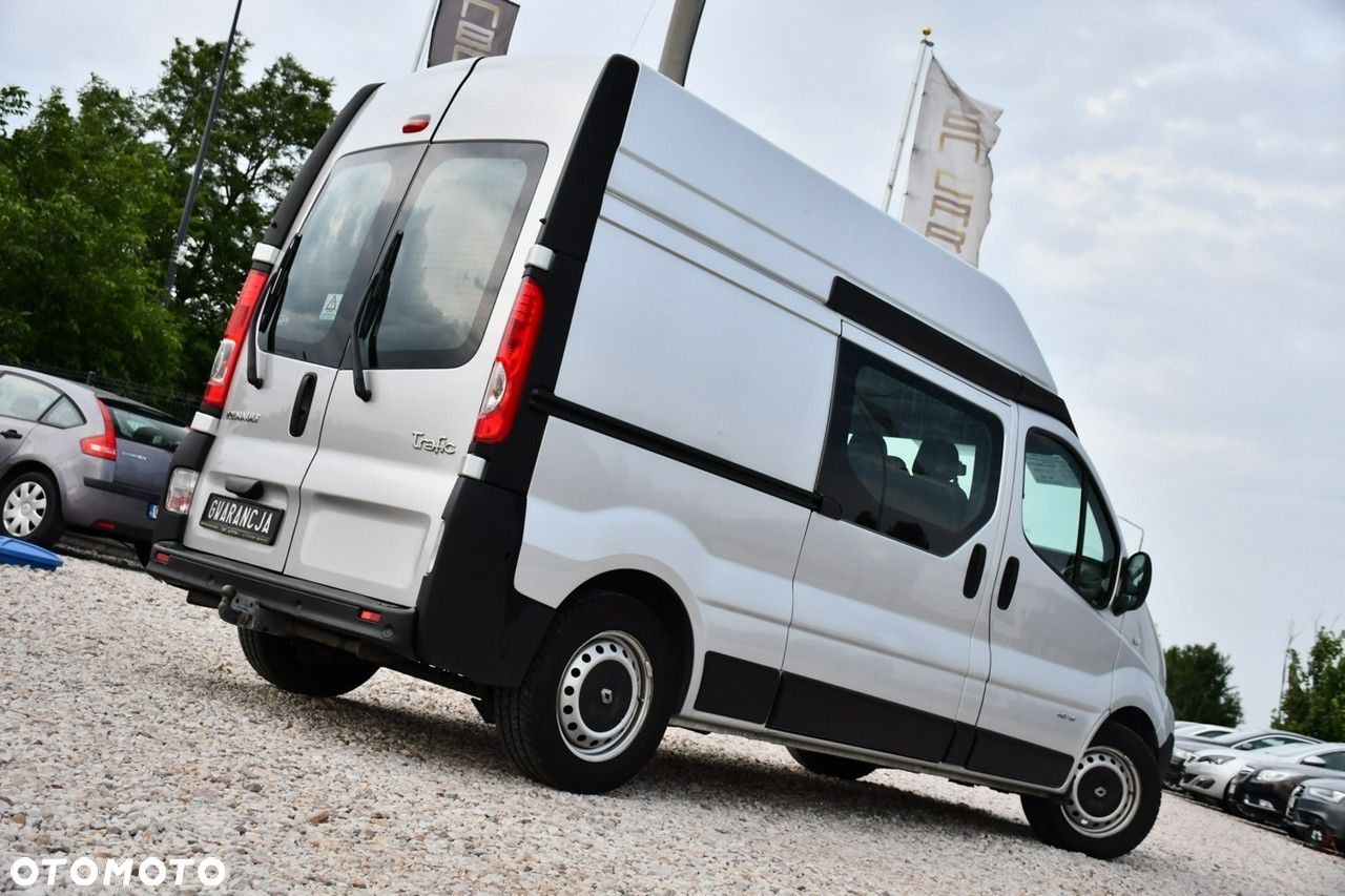 Renault Trafic - 25