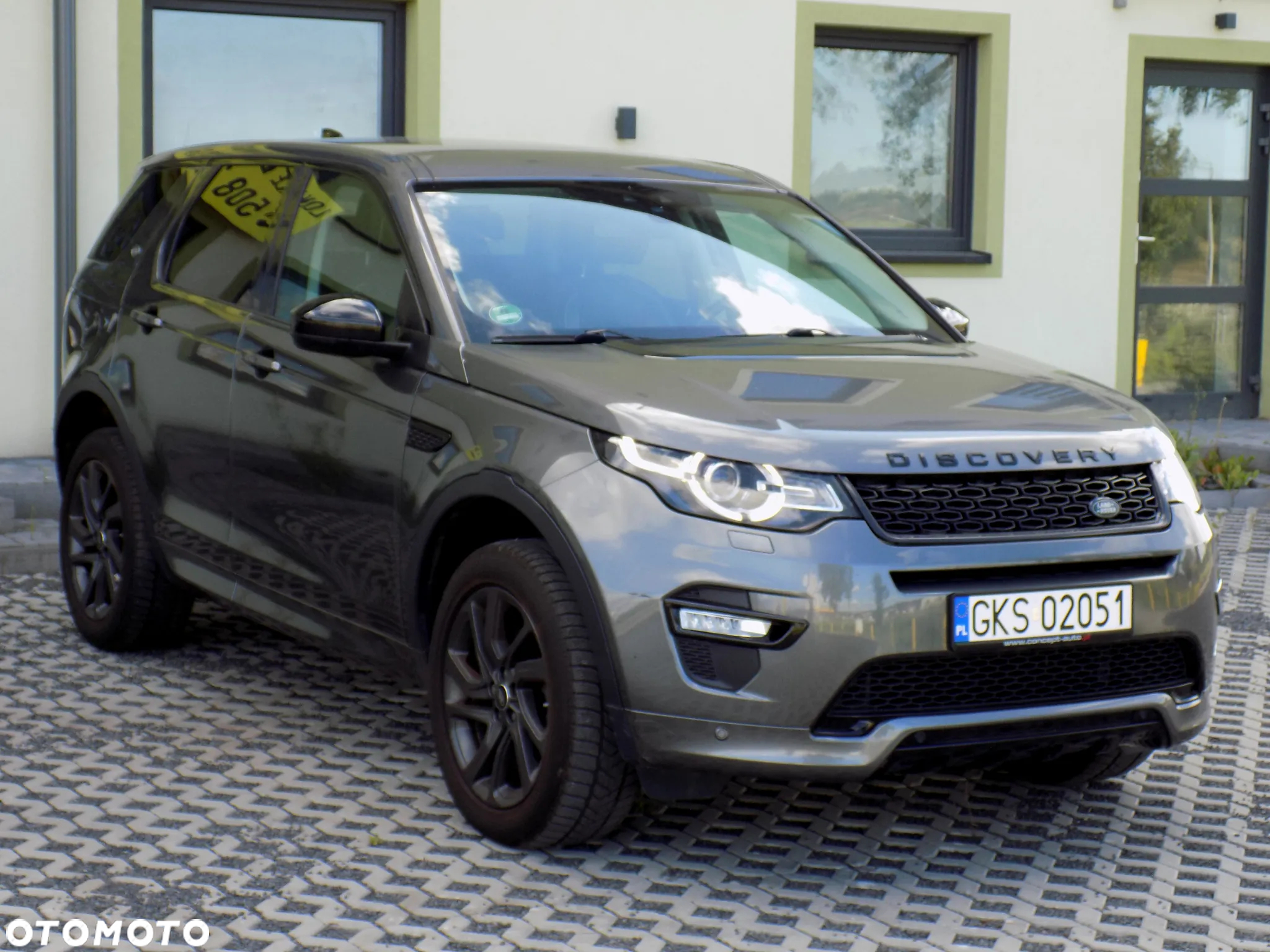 Land Rover Discovery Sport 2.0 D150 R-Dynamic HSE - 2