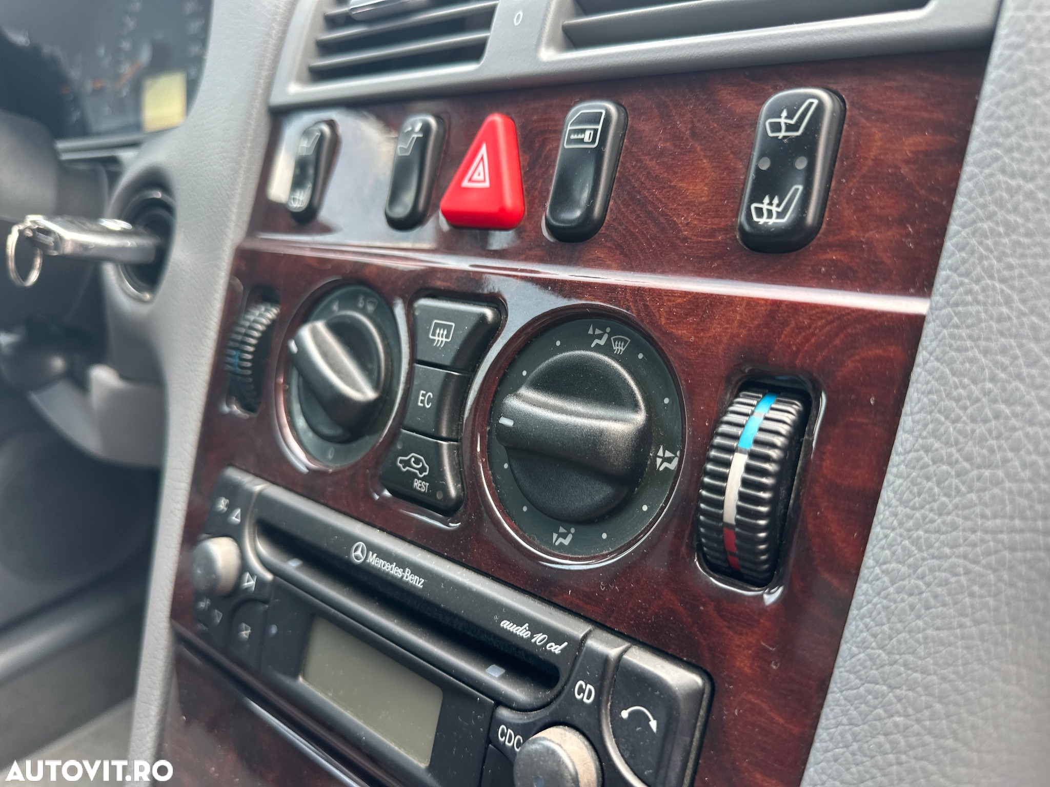 Mercedes-Benz E 220 CDI Estate Aut Avantgarde - 14