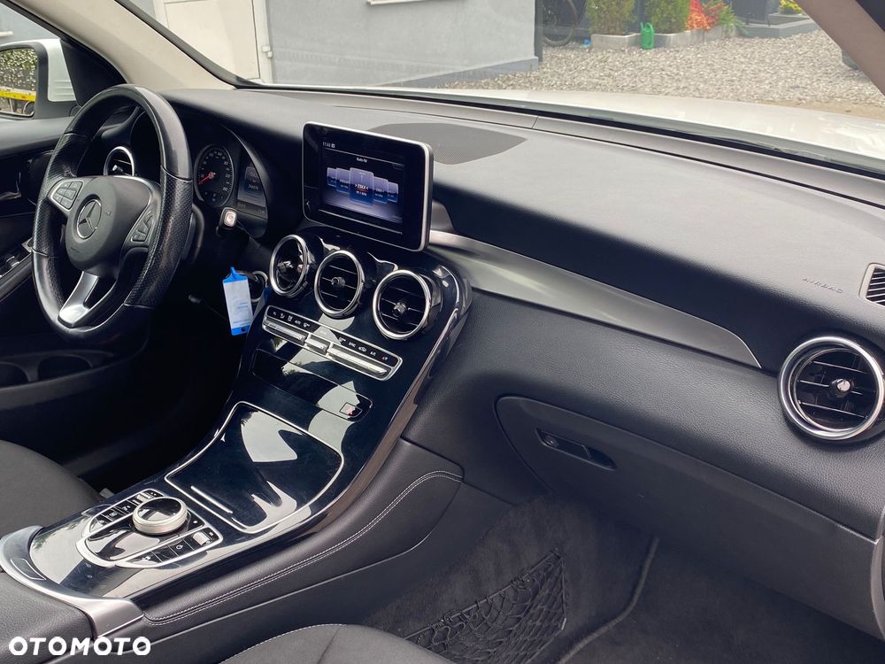 Mercedes-Benz GLC 250 4-Matic - 21