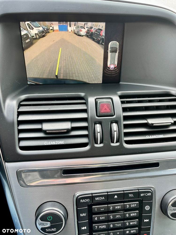 Volvo XC 60 D3 Inscription - 32