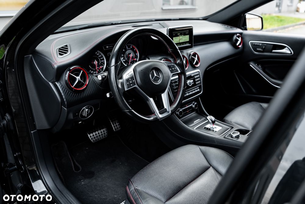 Mercedes-Benz Klasa A 45 AMG 4Matic AMG Speedshift 7G-DCT - 17