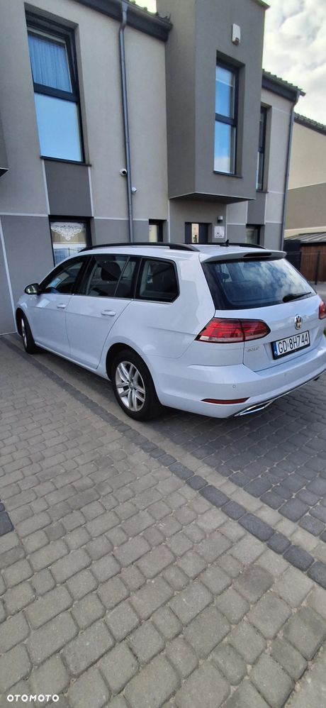 Volkswagen Golf - 5