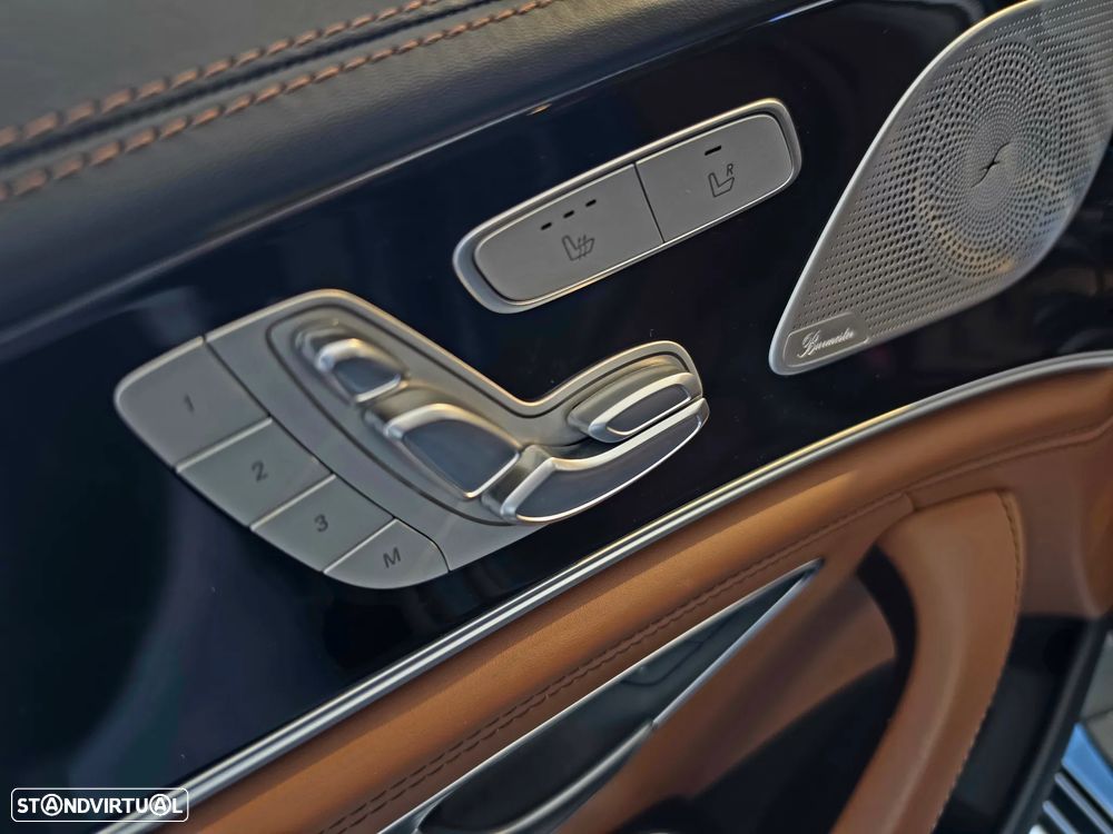Mercedes-Benz AMG GT 4 portas 43 4Matic+ - 21