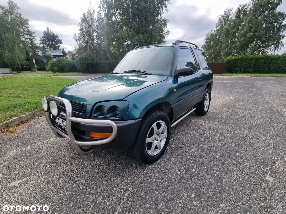 Toyota RAV4 2.0 GLi - 1