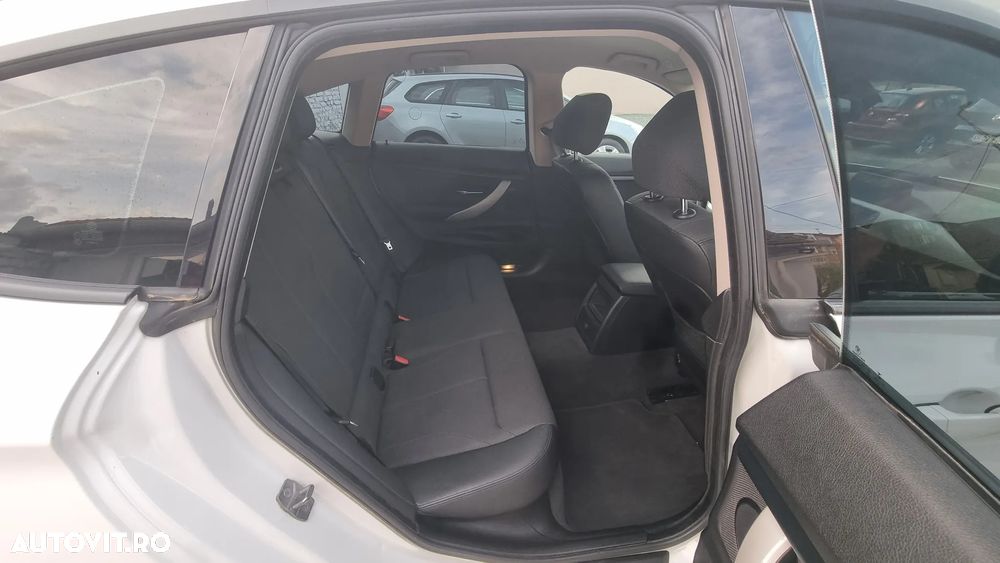 BMW Seria 3 318d - 19