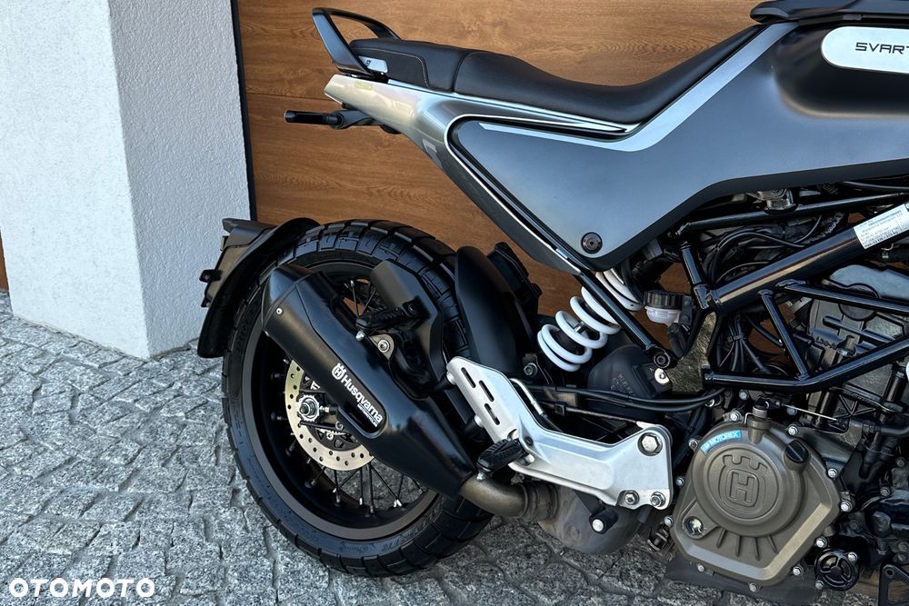 Husqvarna Svartpilen - 6