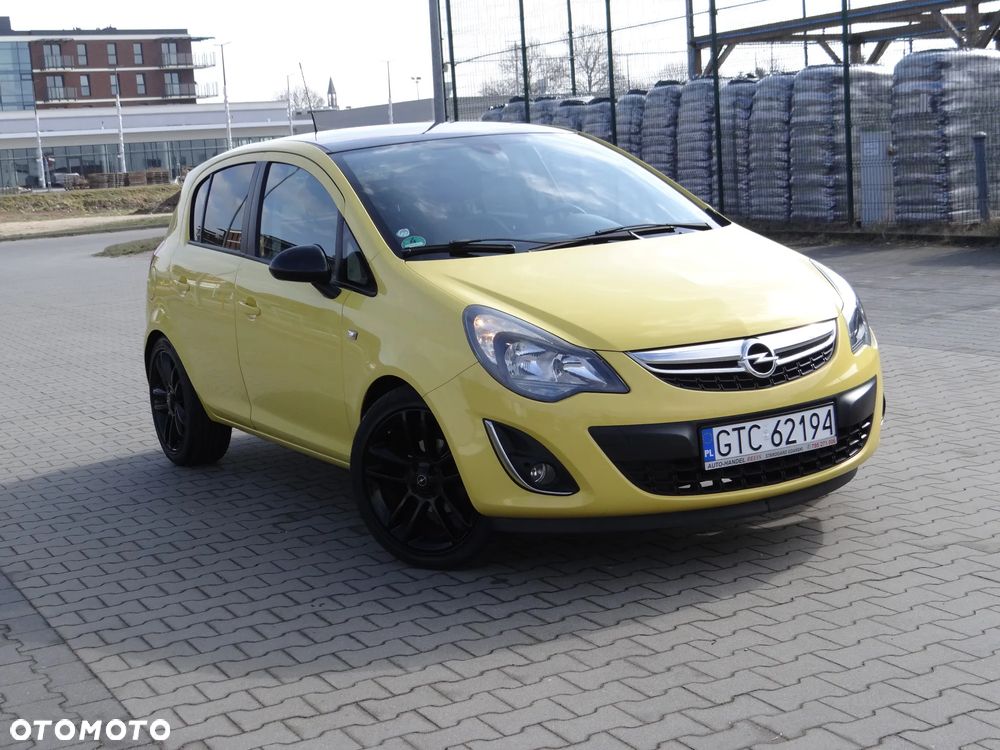 Opel Corsa 2013 photo 2