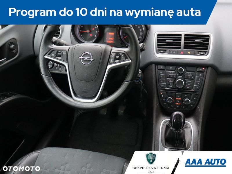 Opel Meriva - 8