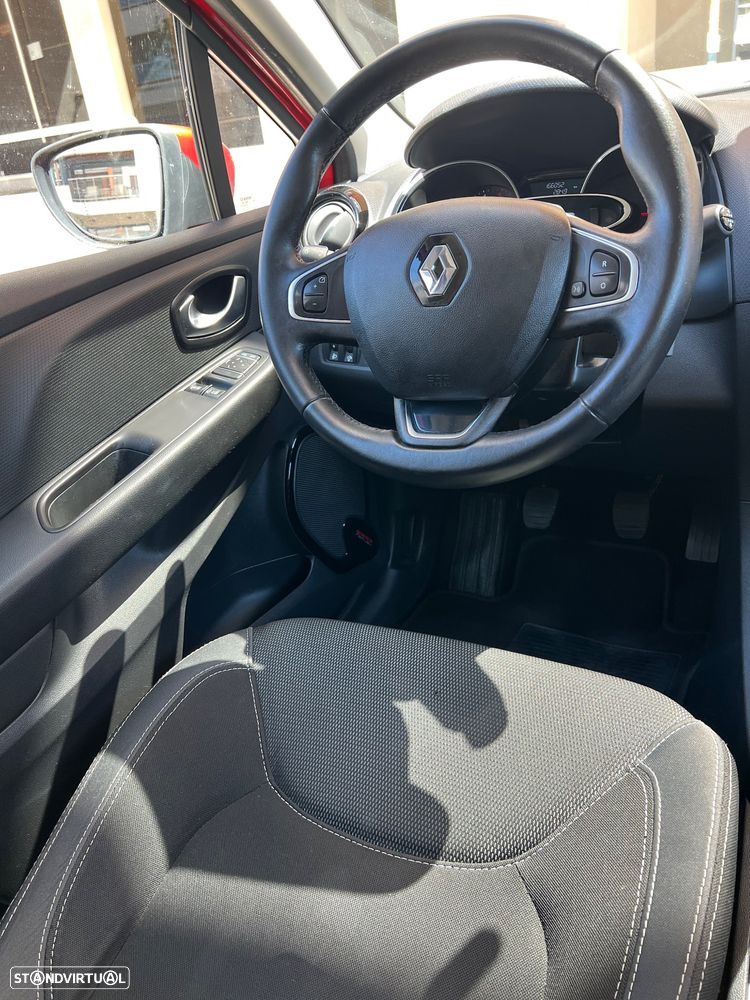 Renault Clio Energy dCi 90 Start & Stop Experience - 11