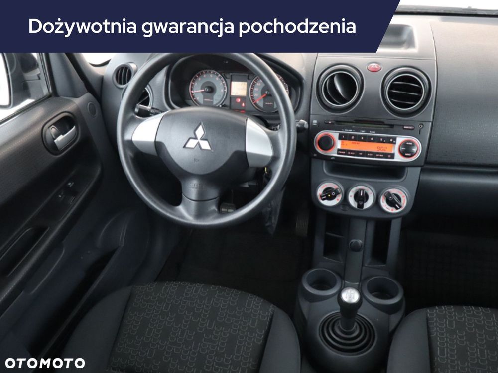 Mitsubishi Colt - 9