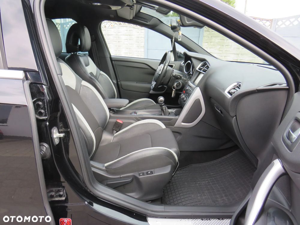 Citroën DS4 2.0 BlueHDi SportChic S&S - 32