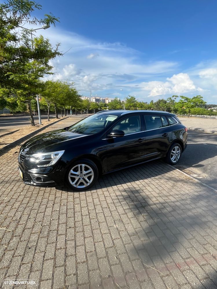 Renault Mégane Sport Tourer - 2