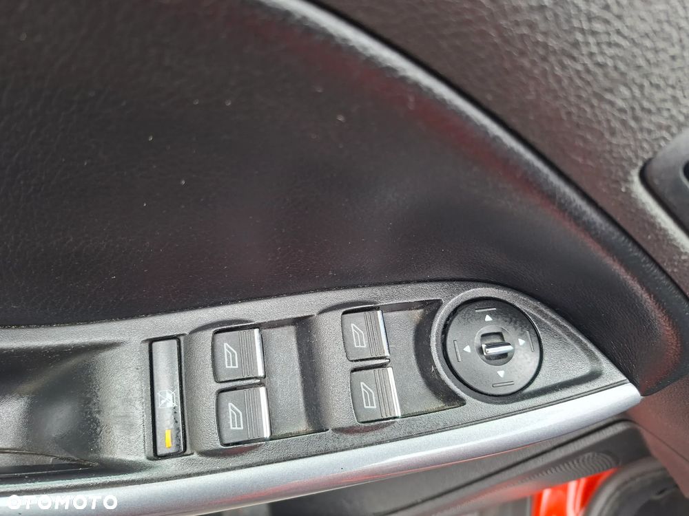 Ford Focus 1.6 TDCi Titanium - 19