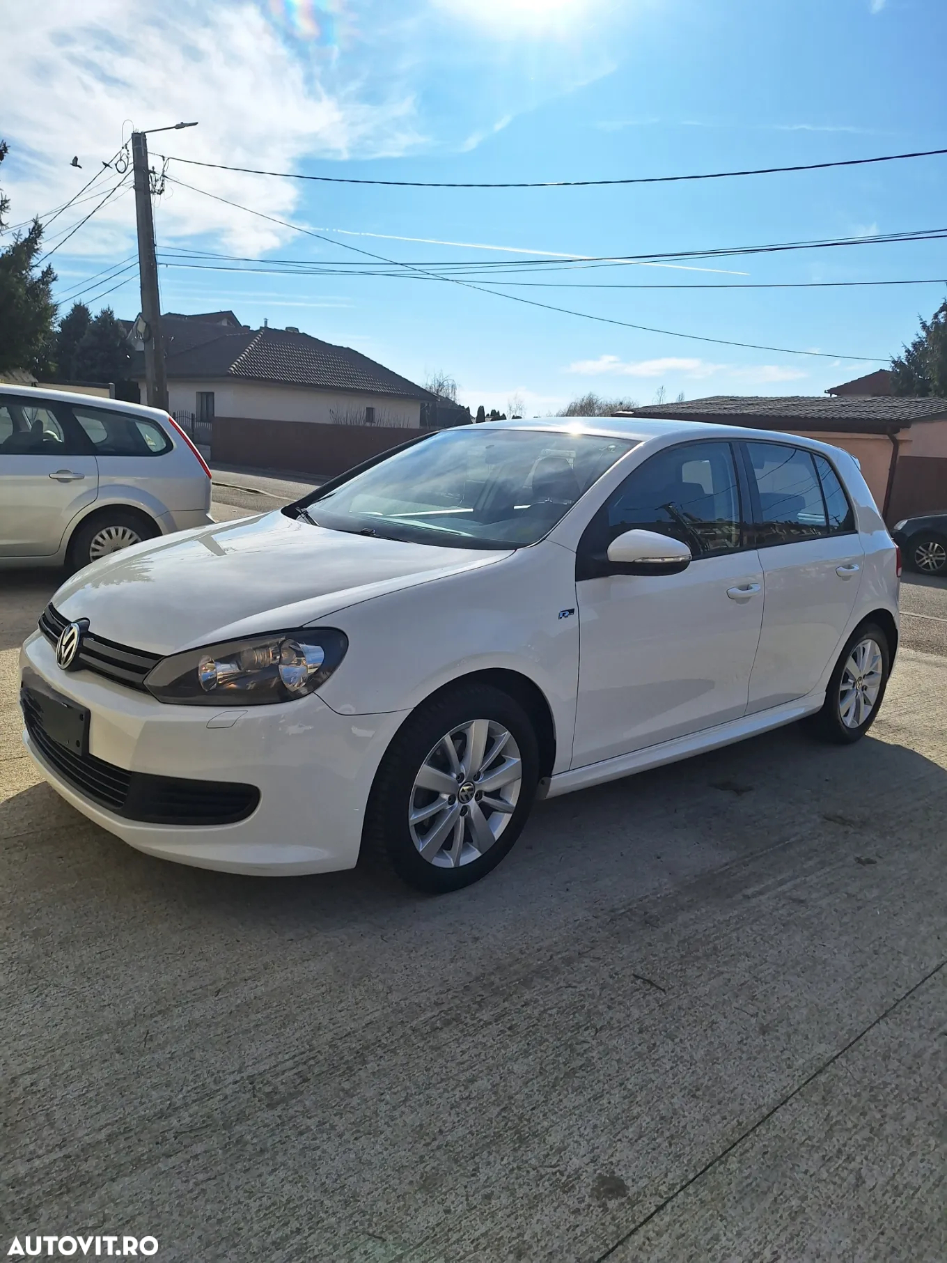 Volkswagen Golf - 4