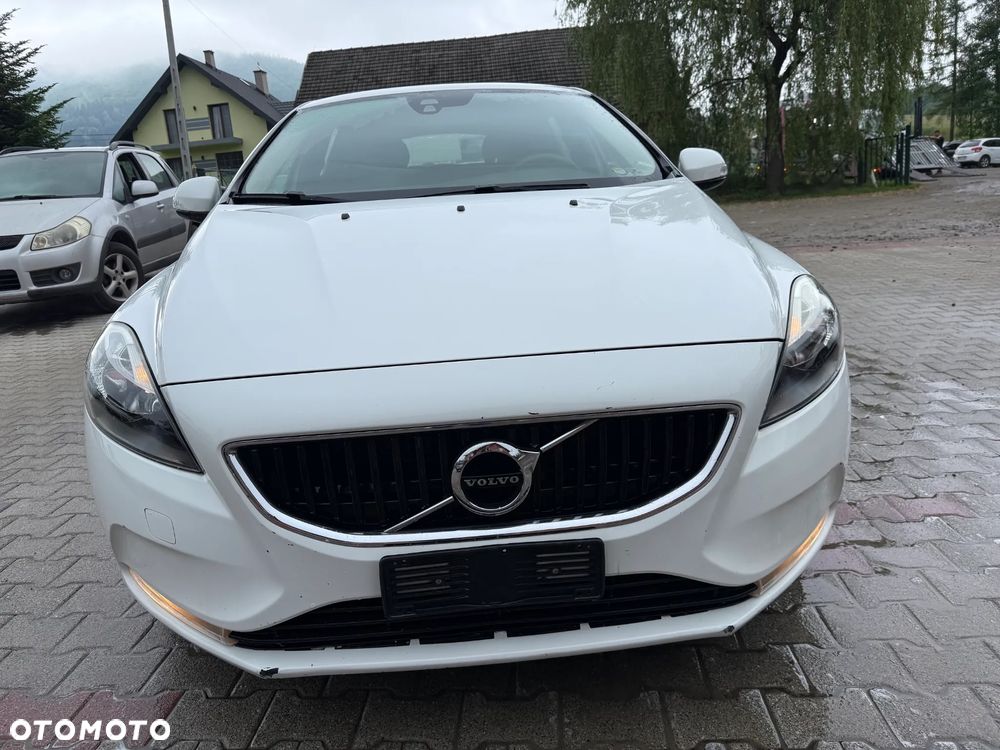Volvo V40 D2 - 2