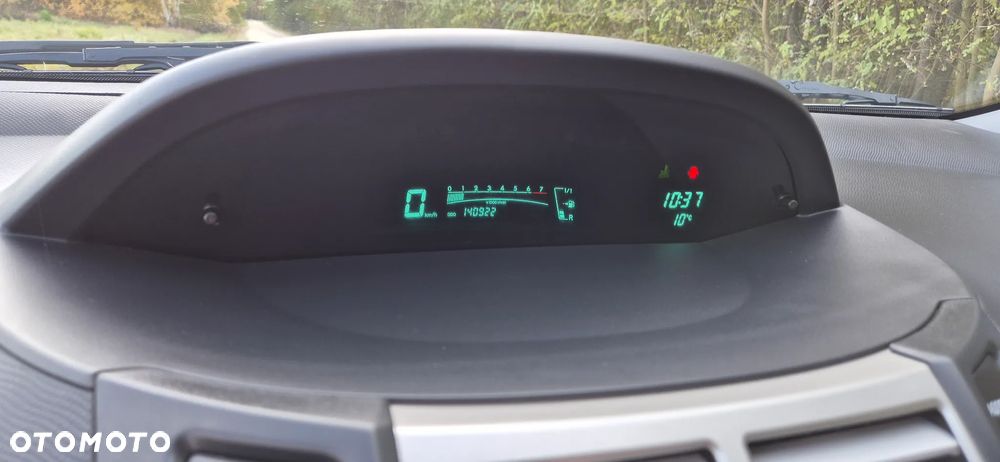 Toyota Yaris 1.3 VVT-i Executive - 27