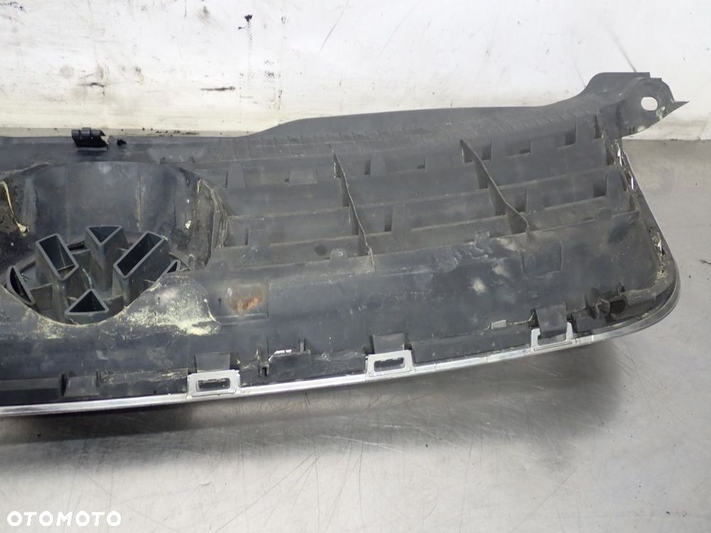 GRILL ATRAPA VOLKSWAGEN PASSAT 1.9 3B0853651L - 11