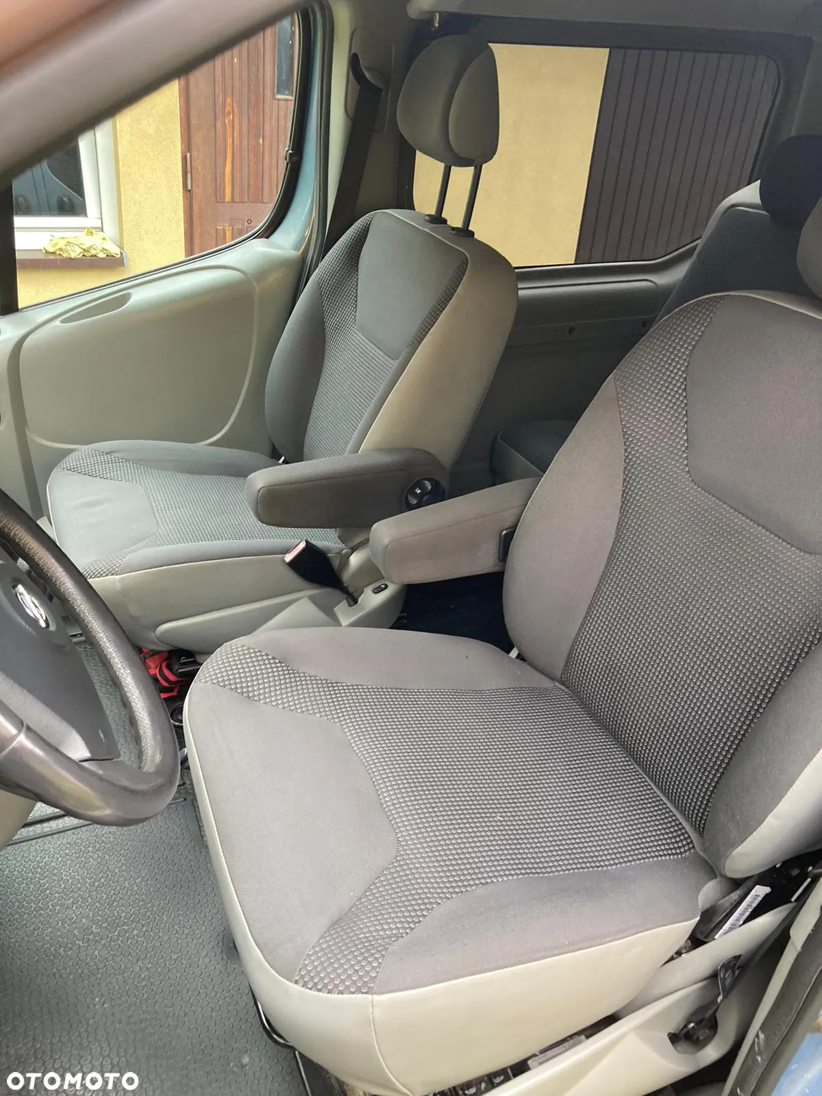 Opel VIVARO - 21