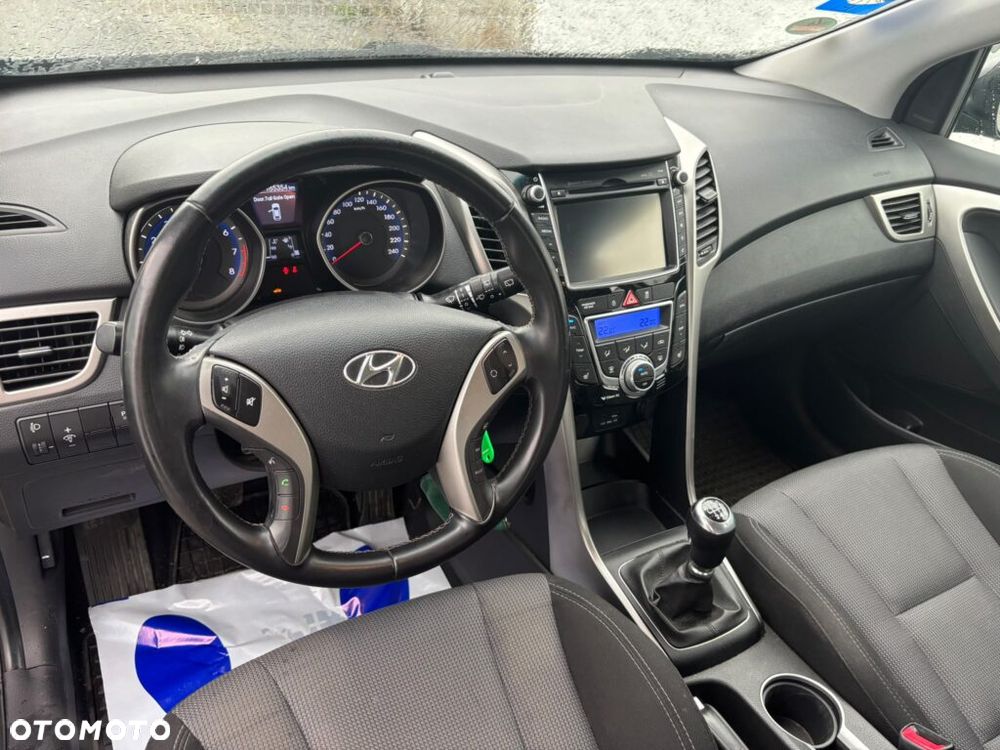 Hyundai i30 1.4 Trend - 9