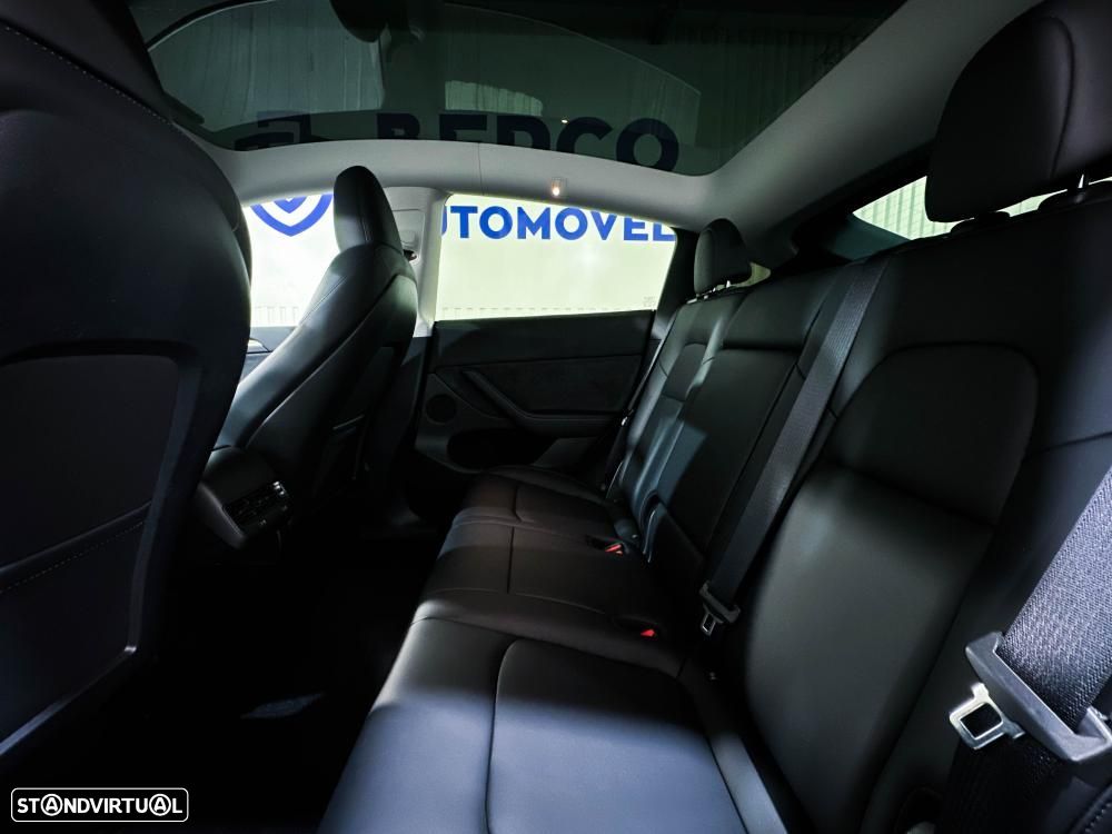 Tesla Model Y Standard - 10