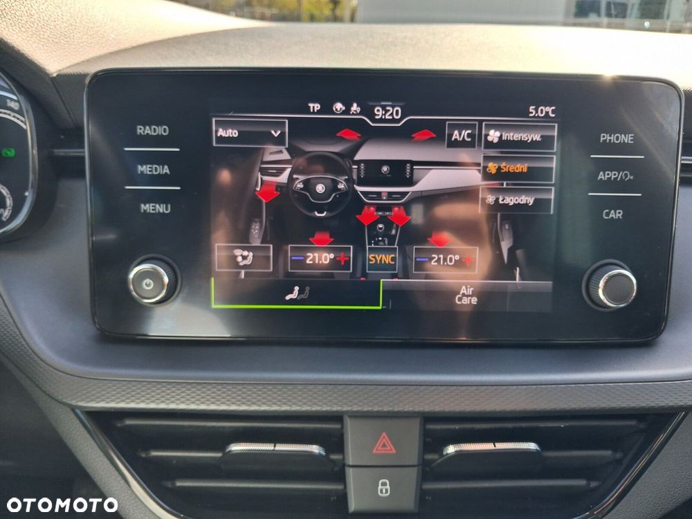 Skoda Kamiq 1.0 TSI Ambition DSG - 23