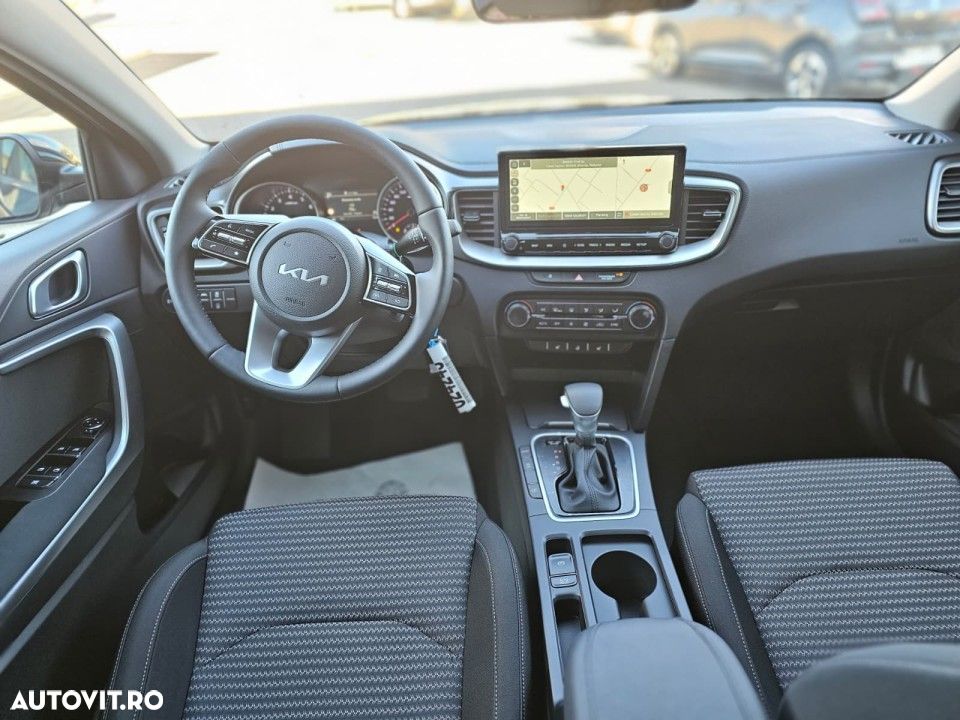 Kia XCeed 1.6 T-GDI 7DCT City - 8