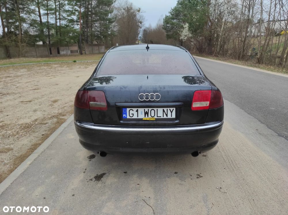 Audi A8 - 6